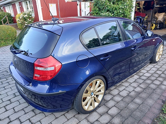 BMW 116i 7 of 9