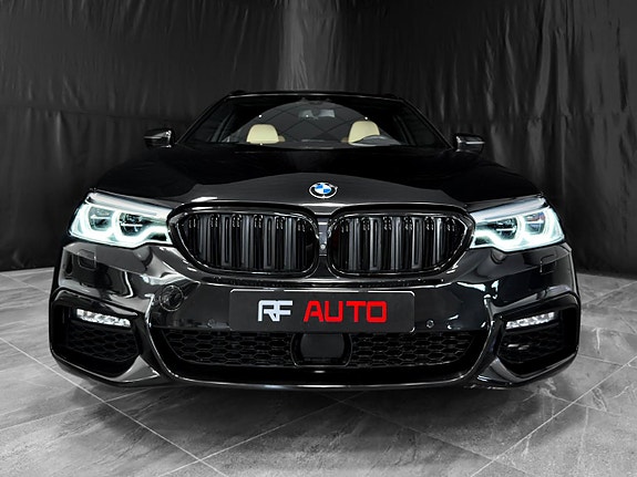 BMW 540i 5 of 30