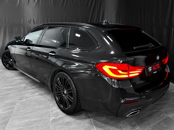 BMW 540i 10 of 30
