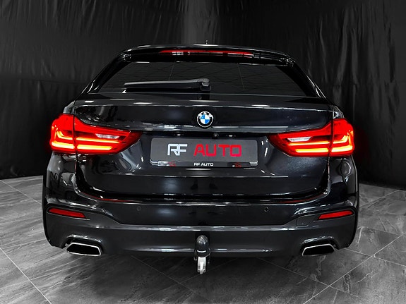 BMW 540i 13 of 30