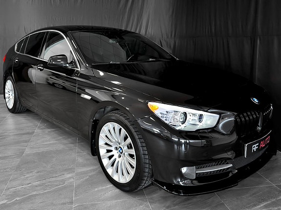 BMW 520d 2 of 30