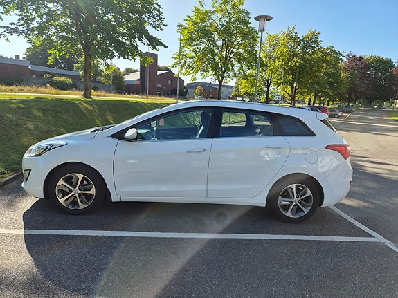 Hyundai i30 9 of 11