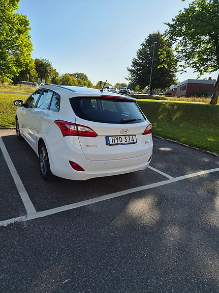 Hyundai i30 7 of 11