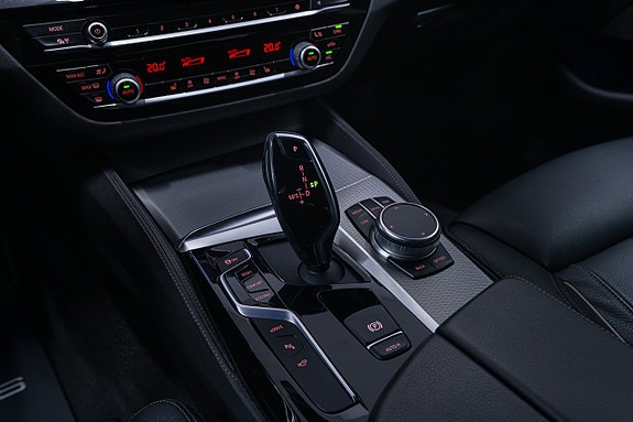 BMW 530e 19 of 27