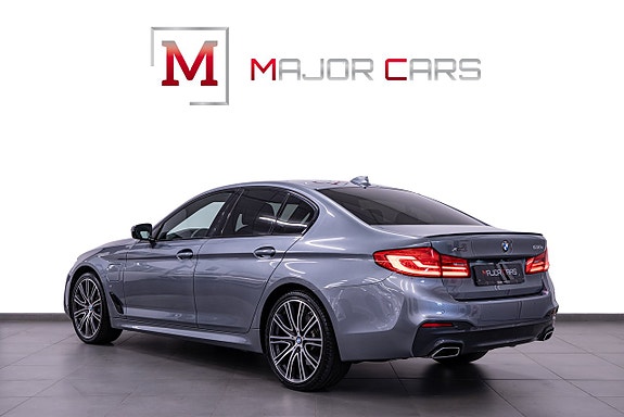 BMW 530e 4 of 27