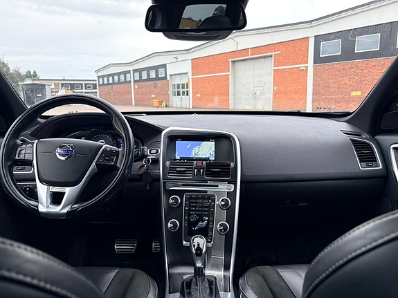 Volvo XC60 5 of 7