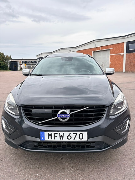 Volvo XC60 3 of 7