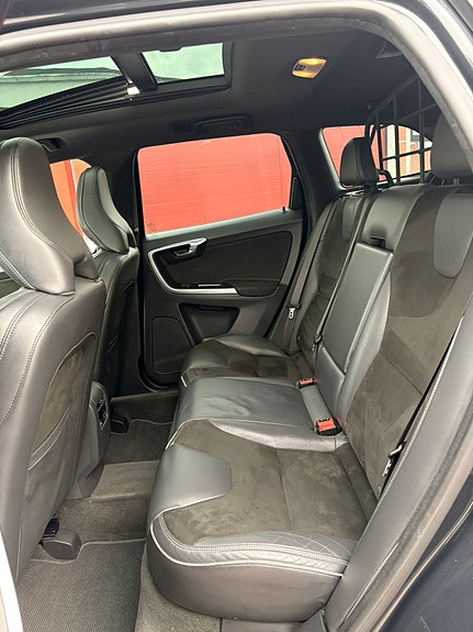 Volvo XC60 7 of 7