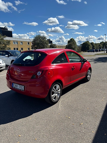 Opel Corsa 4 of 8