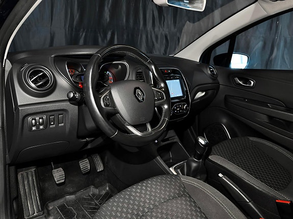 Renault Captur 16 of 28