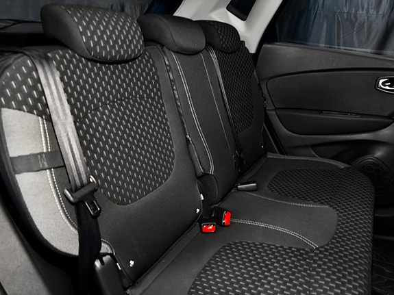 Renault Captur 28 of 28