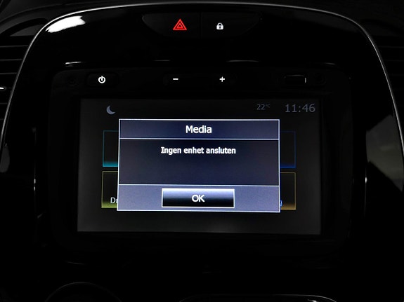 Renault Captur 24 of 28