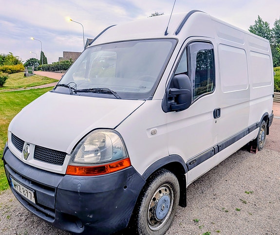 Renault Master 2 of 8
