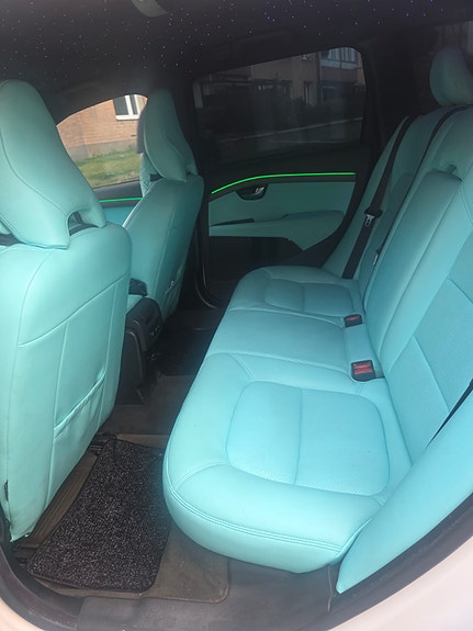 Volvo V70 8 of 8