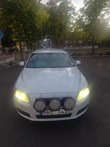 Volvo V70 5 of 8