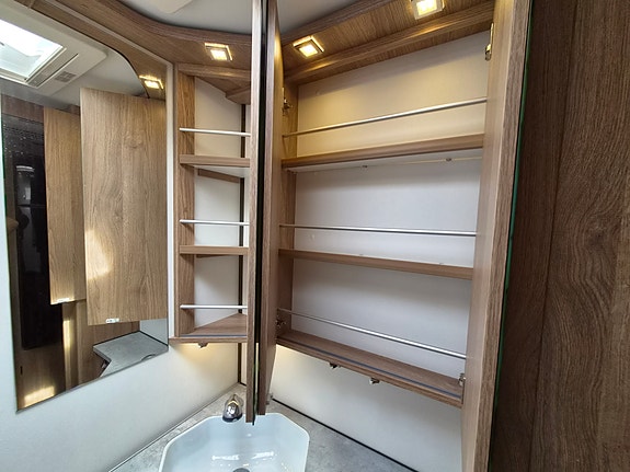 KABE Classic 560 GLE KS 13 of 28