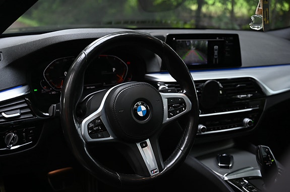 BMW 520d 15 of 22