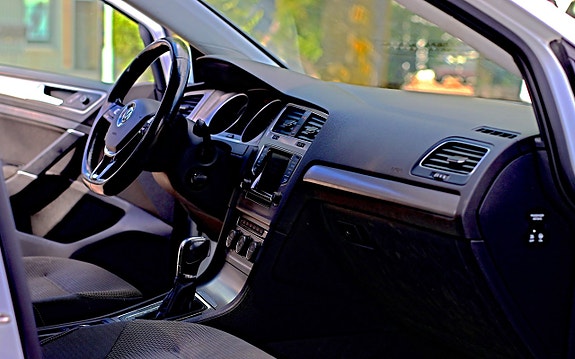 Volkswagen Golf I 5 of 7