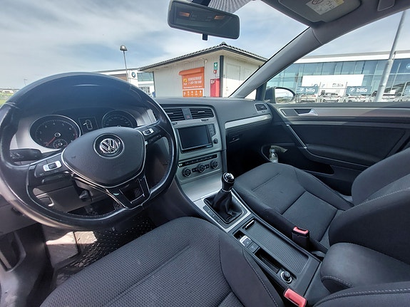 Volkswagen Golf VII 7 of 15