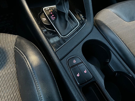 Kia Niro 11 of 27