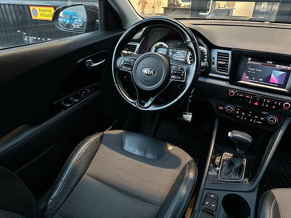 Kia Niro 9 of 27