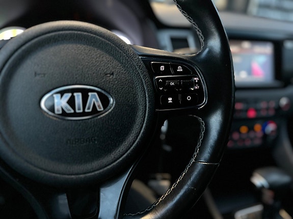 Kia Niro 10 of 27