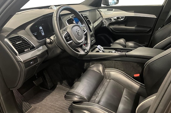 Volvo XC90 14 of 22