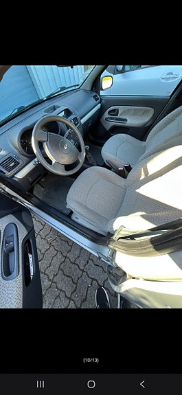 Renault Clio 5 of 12