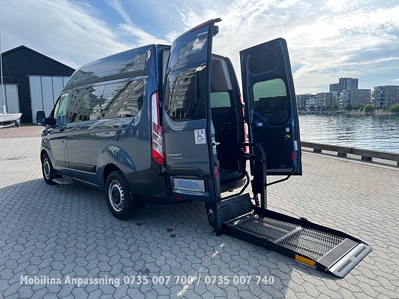 Ford Transit Custom 24 of 30