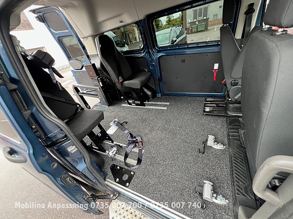 Ford Transit Custom 7 of 30
