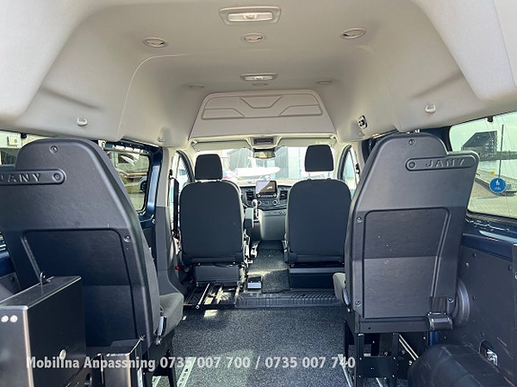 Ford Transit Custom 18 of 30