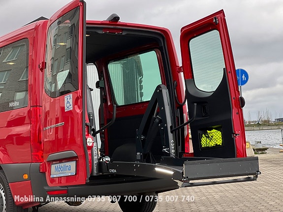 Mercedes-Benz Sprinter 208 29 of 30