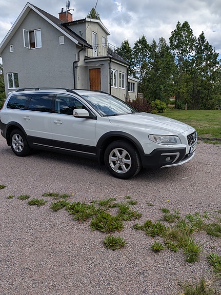 Volvo XC70 4 of 5