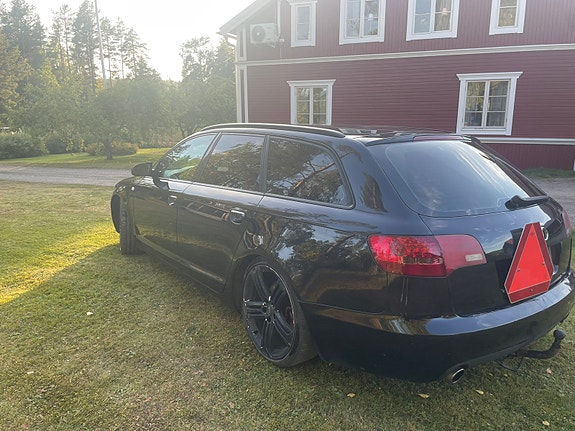 Audi A6 2 of 5