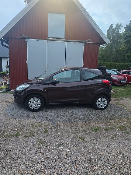 Ford Ka 2 of 5