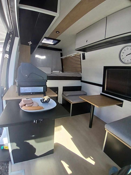 Ford Transit 6 of 10