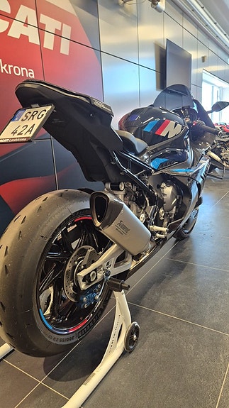 BMW Motorrad M 1000 RR Competition 12 of 15