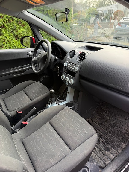 Mitsubishi Colt 5 of 6