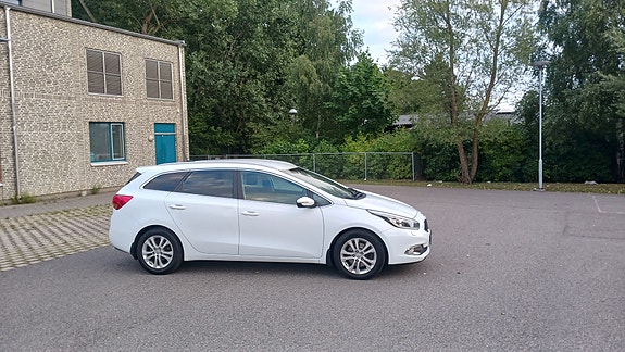 Kia Ceed 14 of 20