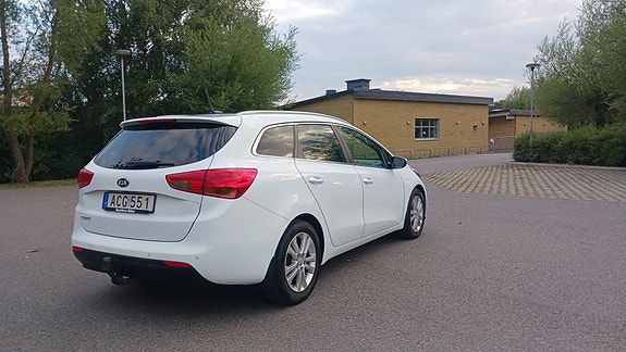 Kia Ceed 4 of 20