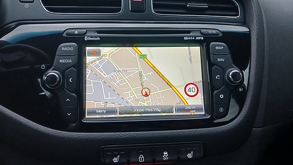 Kia Ceed 2 of 20