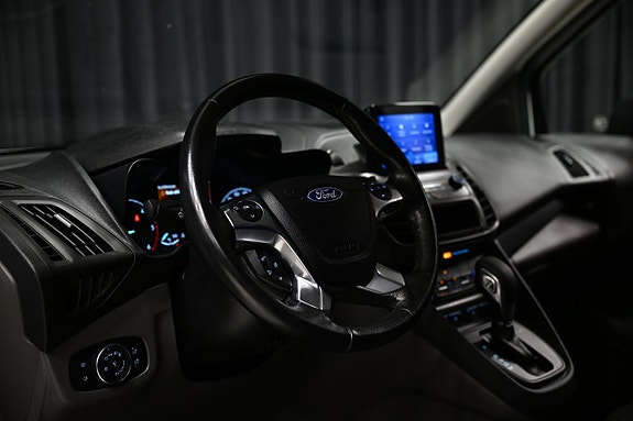 Ford Transit Connect 13 of 25