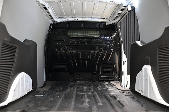 Ford Transit Connect 7 of 25