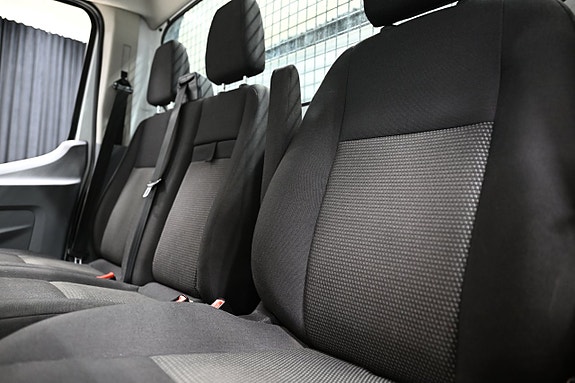 Ford Transit 18 of 28