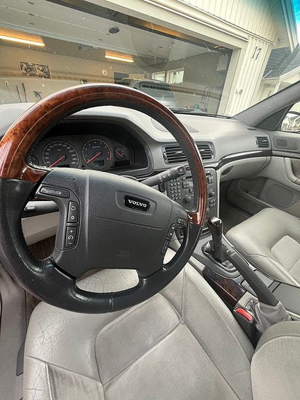 Volvo S80 7 of 7