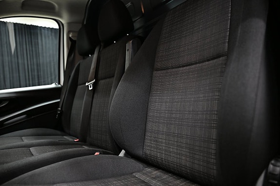 Mercedes-Benz Vito 111 18 of 25