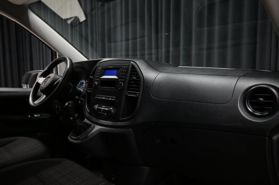 Mercedes-Benz Vito 111 23 of 25