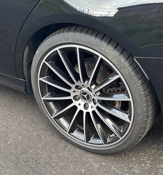Mercedes-Benz E220 7 of 7