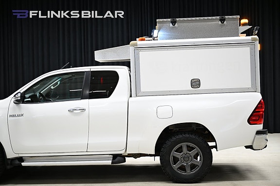 Toyota HiLux 5 of 30