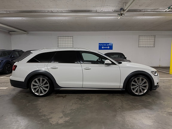 Audi A6 allroad 2 of 6